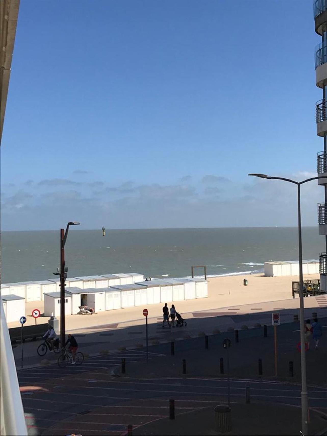 Urbanstay Suites - Beachfront Apartment In Knokke Exterior foto